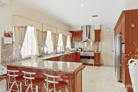 Property photo of 10 Sovereign Way Hillside VIC 3037