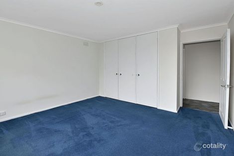 Property photo of 2 Hall Road Gladstone Park VIC 3043
