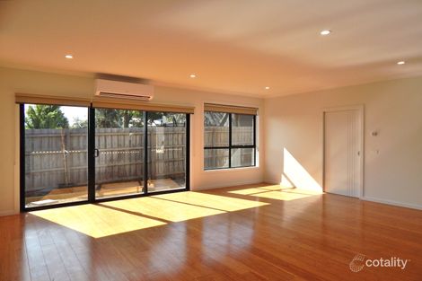 Property photo of 2/24 Ashton Street Reservoir VIC 3073