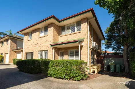 5/18 CHARLTON ST, SOUTHPORT, QLD 4215