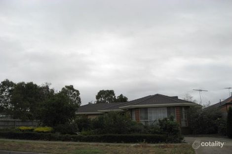 10 Royal Cres, Hillside, VIC 3037