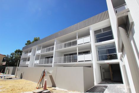 14/28 Pollard St, Glendalough, WA 6016