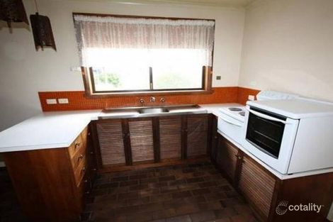 102 Curdie St, Cobden, VIC 3266