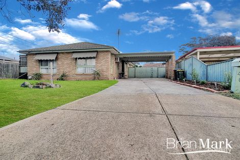 Property photo of 46 Mount Eagle Way Wyndham Vale VIC 3024