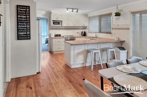 Property photo of 46 Mount Eagle Way Wyndham Vale VIC 3024