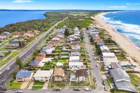 Property photo of 8 Wyuna Avenue The Entrance North NSW 2261