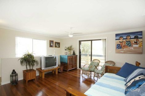 Property photo of 6 Waterman Street Old Bar NSW 2430