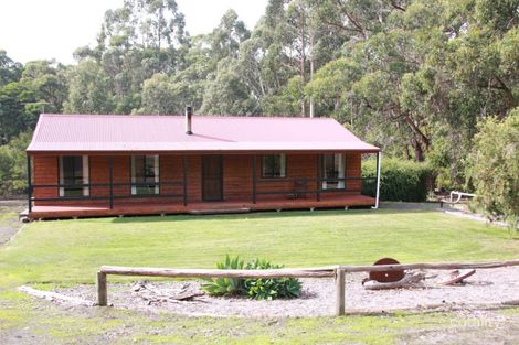 35 Johnsons Rd, Barongarook, VIC 3249