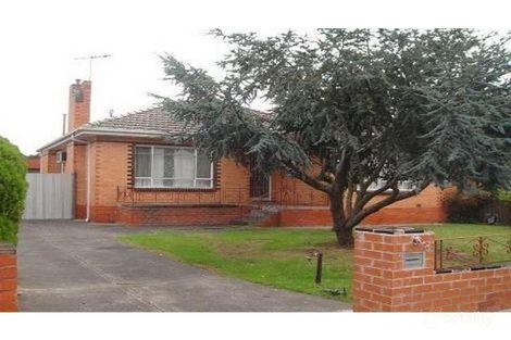 8 Simpson St, Noble Park, VIC 3174