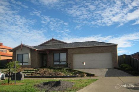 17 Hammerwood Ave, Derrimut, VIC 3026