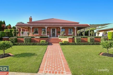 8 Spring Rise, West Albury, NSW 2640