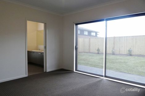 Property photo of 26 Terra Firma Circuit Clyde VIC 3978