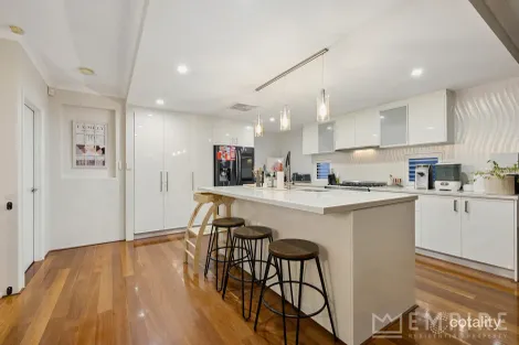 Property photo of 3 Babylon Lane Aubin Grove WA 6164