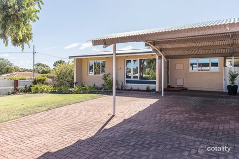 Property photo of 13A Calvert Way Girrawheen WA 6064