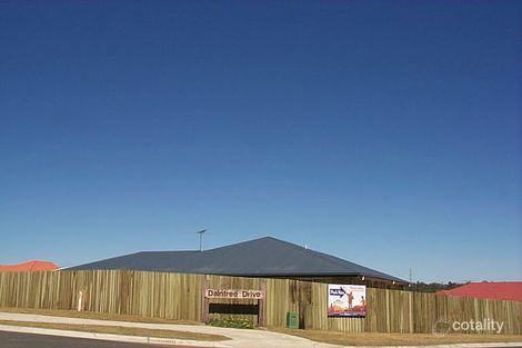 4 Daintree Dr, Parkinson, QLD 4115