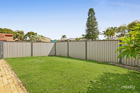 Property photo of 2/100 Botanical Drive Labrador QLD 4215