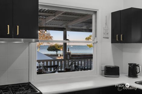 Property photo of 11 Agnes Street Wynnum QLD 4178