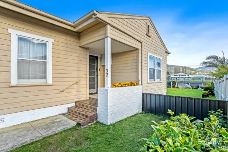 Property photo of 32 Constance Avenue Glenorchy TAS 7010