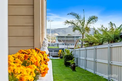 Property photo of 32 Constance Avenue Glenorchy TAS 7010