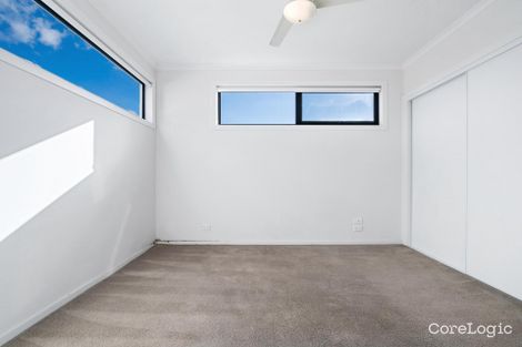 Property photo of 5/1042 Doncaster Road Doncaster East VIC 3109