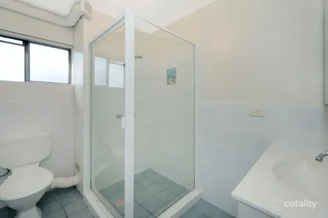 Property photo of 4/2 Honeysuckle Street Mansfield QLD 4122