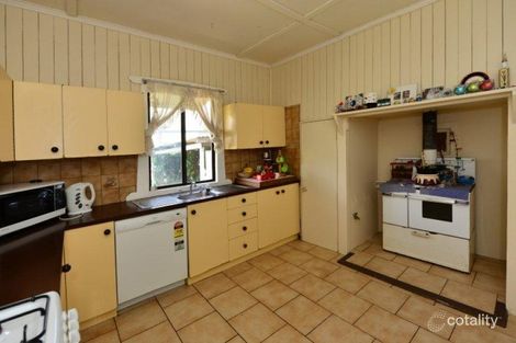 Property photo of 4 Finnie Street Newtown QLD 4350