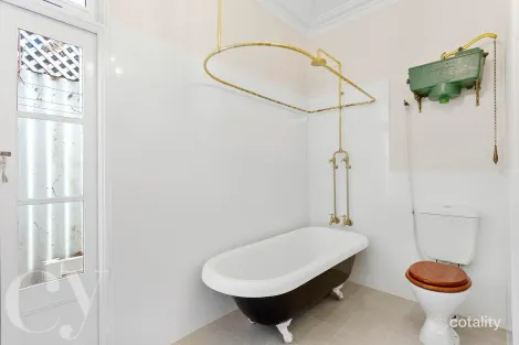 Property photo of 121 George Street East Fremantle WA 6158
