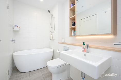 Property photo of 605/8 Aviators Way Penrith NSW 2750