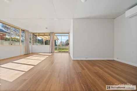 Property photo of 59 Morrisset Street Bathurst NSW 2795
