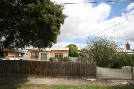 Property photo of 16 Gladstone Street Hamlyn Heights VIC 3215