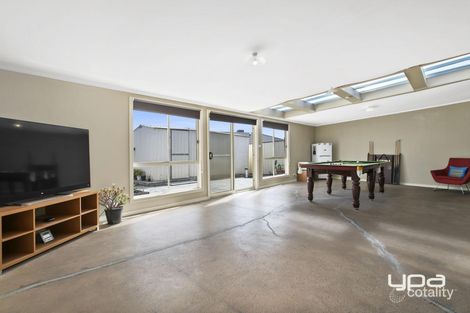 Property photo of 93 Gresham Way Sunshine West VIC 3020