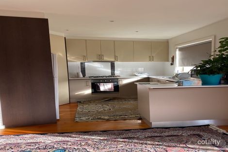 2/5 Hilton St, Craigieburn, VIC 3064