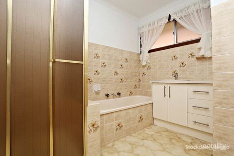 Property photo of 4 Farview Street Glenroy VIC 3046