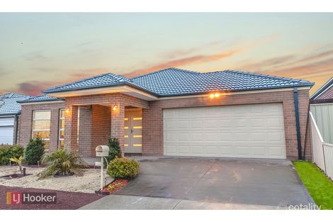 Property photo of 18 Pymble Gardens Craigieburn VIC 3064