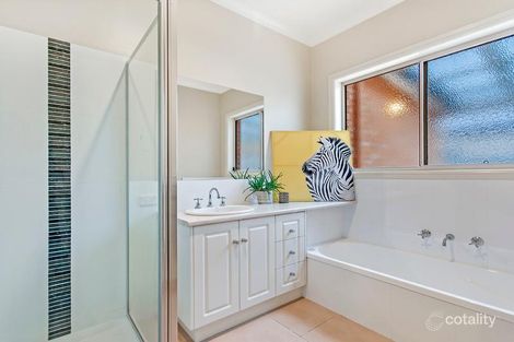 Property photo of 22 Huntingfield Drive Warrnambool VIC 3280