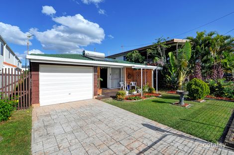 14 Dawn Pde, Miami, QLD 4220