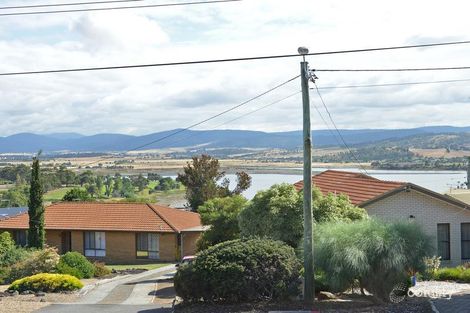 Property photo of 31 Honolulu Street Midway Point TAS 7171