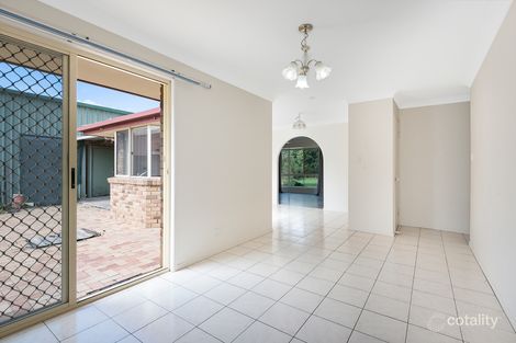 Property photo of 340 Beachmere Road Beachmere QLD 4510