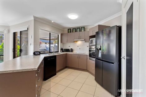 Property photo of 6 Heron Place Jacobs Well QLD 4208