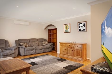 Property photo of 155 Kerry Crescent Berkeley Vale NSW 2261