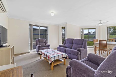 Property photo of 1/4 Cananga Court Largs NSW 2320