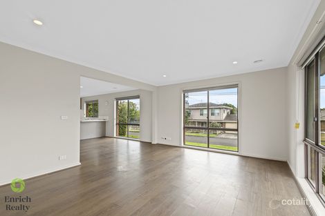 Property photo of 1/12-14 Somerset Drive Warragul VIC 3820