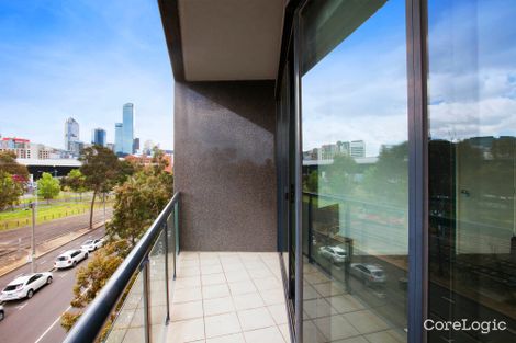 Property photo of 32/99 Whiteman Street Southbank VIC 3006