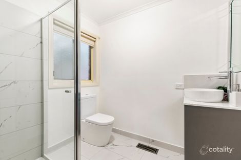 Property photo of 2/8 Pach Road Wantirna South VIC 3152