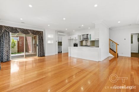 Property photo of 1/246 Lawrence Road Mount Waverley VIC 3149