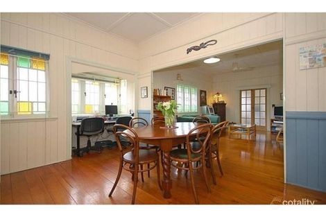 690 Logan Rd, Greenslopes, QLD 4120