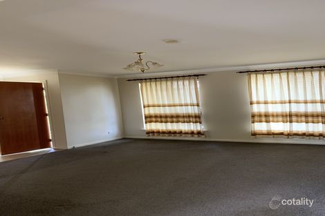 Property photo of 14 El Paso Place Orange NSW 2800