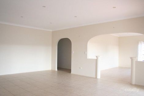 Property photo of 10 Paulette Court Cashmere QLD 4500