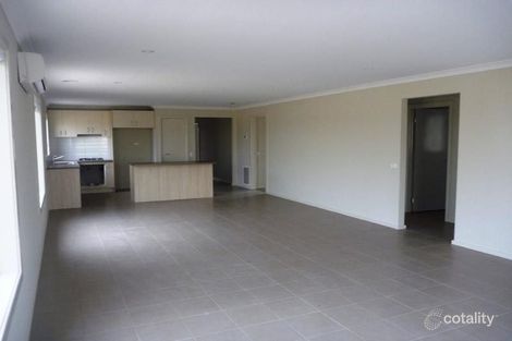 Property photo of 23 Rembrandt Road Shepparton VIC 3630