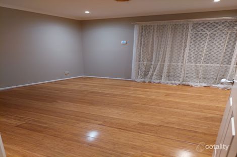 Property photo of 19 Thistle Court Delahey VIC 3037